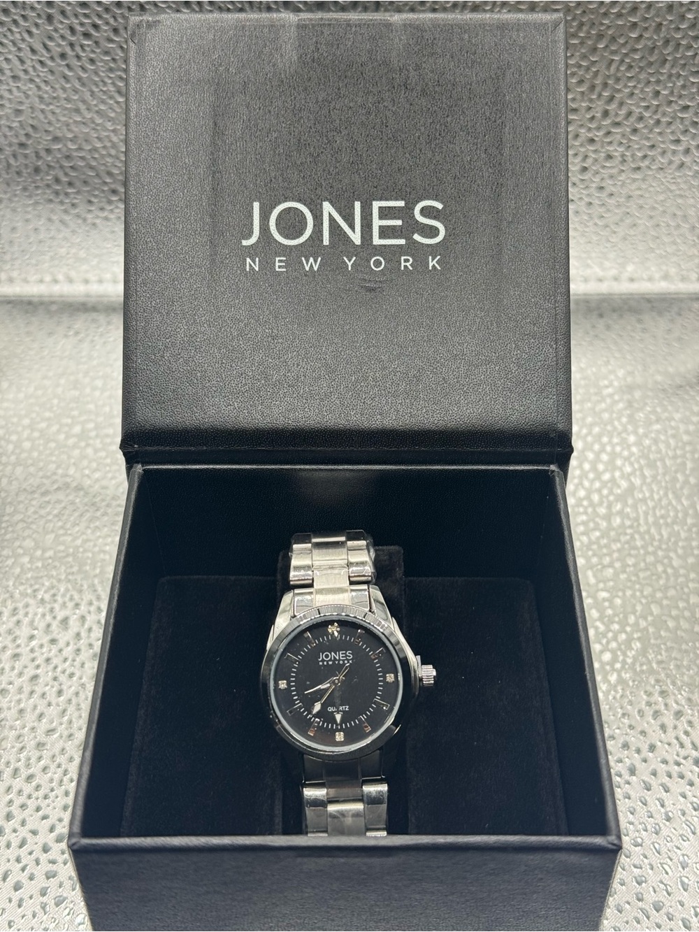 Jones New York Men’s Silver Bracelet Black Dial Watch